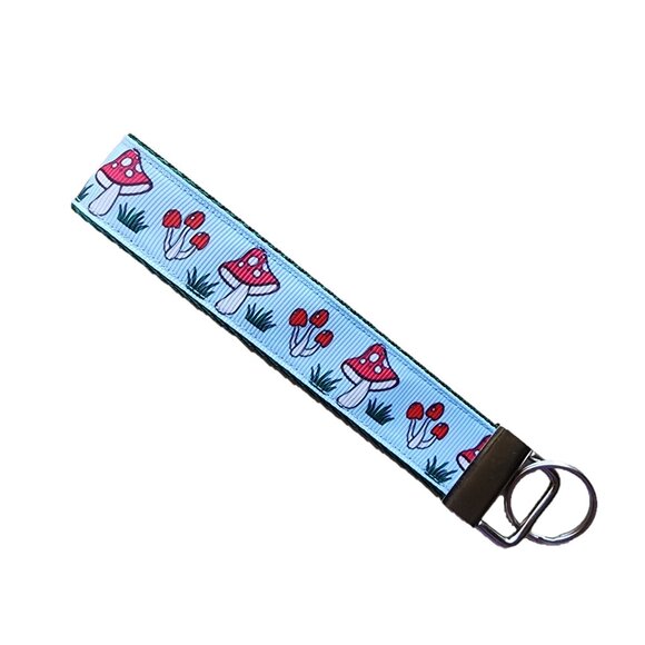 Handmade funky mushroom  wristlet, plant key fob - Picture 1 of 3